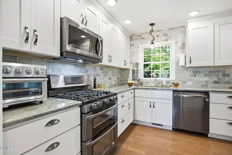 915 Union Street Cary NC 27511