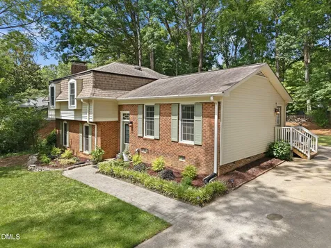 915 Union Street Cary NC 27511