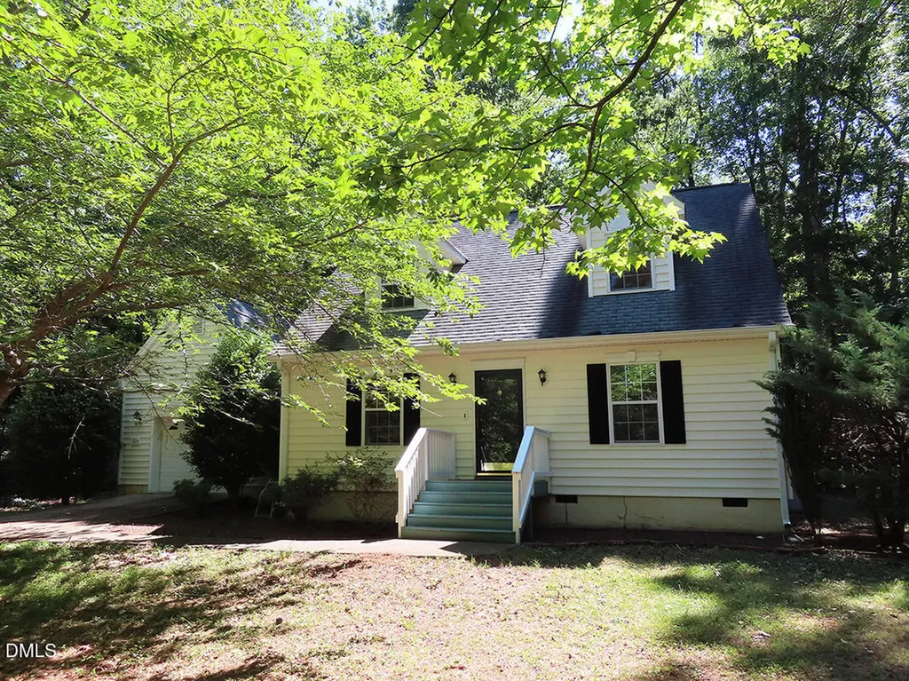 205 S English Hill Lane Hillsborough NC 27278