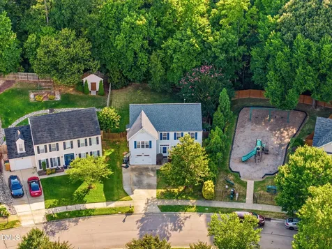352 Arbor Crest Road Holly Springs NC 27540
