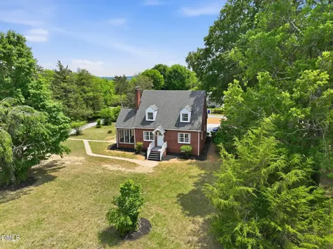 227 W Corbin Street Hillsborough NC 27278