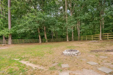 416 Creekbluffs Drive Fuquay Varina NC 27526