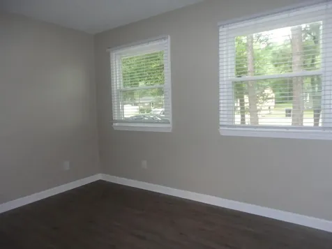 137 W Barbee Street Zebulon NC 27597