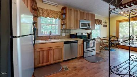 152 Duke Lane Roxboro NC 27574