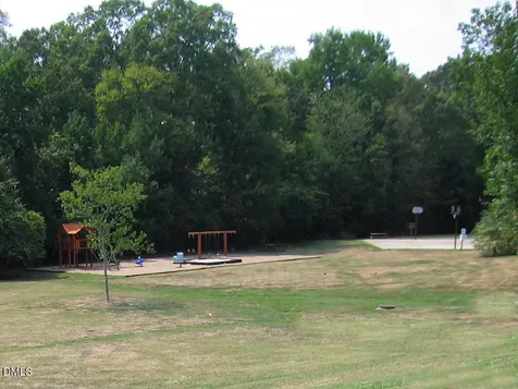 205 Standish Drive Chapel Hill NC 27517