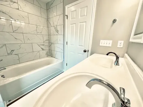105 Hunter Place Carrboro NC 27510