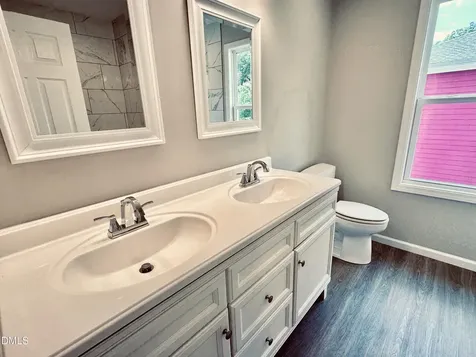 105 Hunter Place Carrboro NC 27510