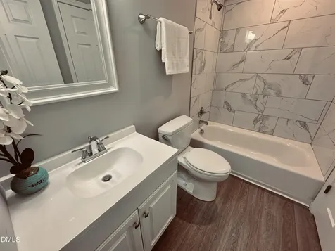 105 Hunter Place Carrboro NC 27510