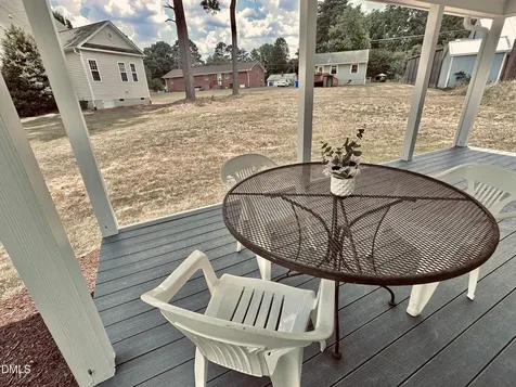 105 Hunter Place Carrboro NC 27510