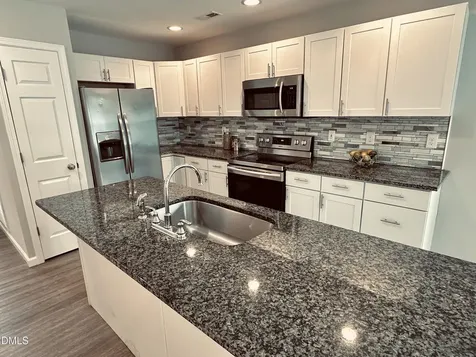 105 Hunter Place Carrboro NC 27510