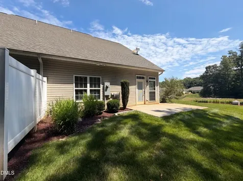 1102 Lake Michael Way Mebane NC 27302