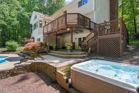 5016 Elkwood Court Raleigh NC 27613