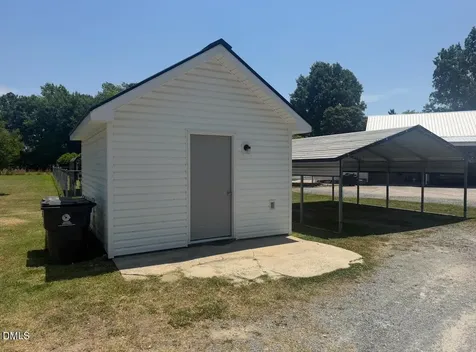 265 Iris Bryant Road Erwin NC 28339