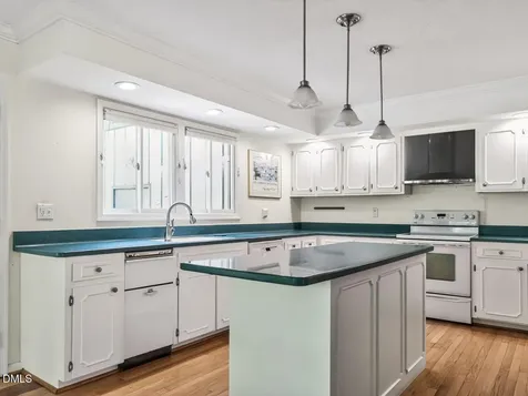 218 Kelso Court Cary NC 27511