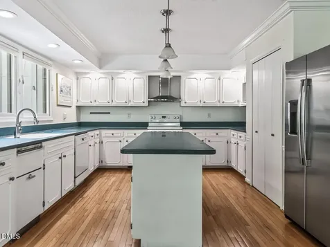 218 Kelso Court Cary NC 27511