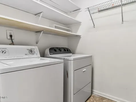 218 Kelso Court Cary NC 27511