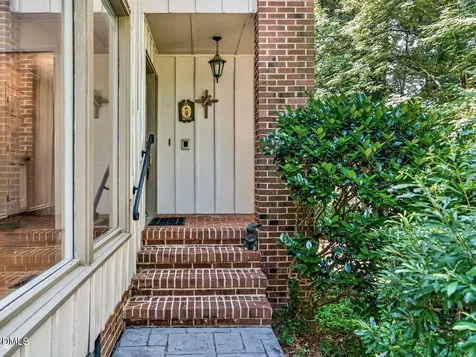 218 Kelso Court Cary NC 27511