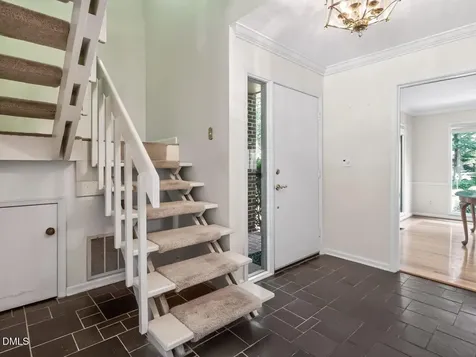 218 Kelso Court Cary NC 27511