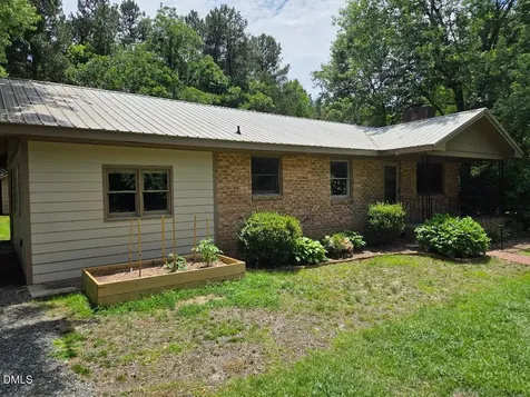 1185 White Hill Road Sanford NC 27332