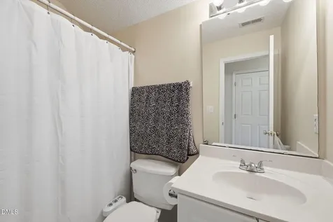 2117 Castle Pines Drive Raleigh NC 27604