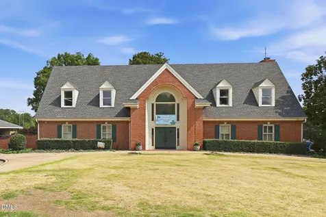 2117 Castle Pines Drive Raleigh NC 27604