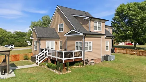 101 Caledonia Lane Clayton NC 27520