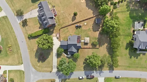 101 Caledonia Lane Clayton NC 27520