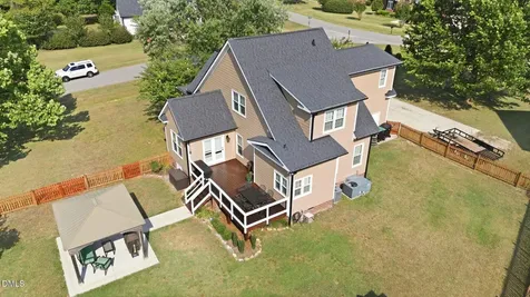 101 Caledonia Lane Clayton NC 27520