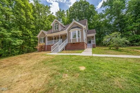 40 Ryans Lane Clayton NC 27520