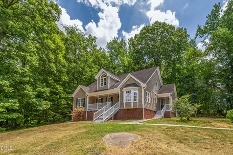 40 Ryans Lane Clayton NC 27520