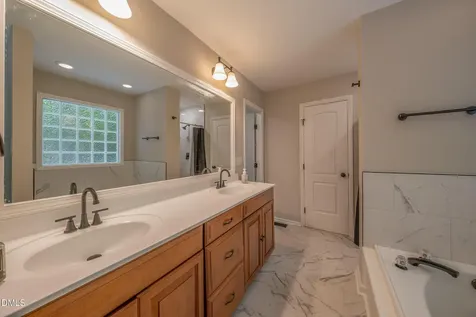 40 Ryans Lane Clayton NC 27520