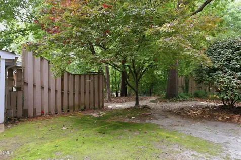 5932 Carmel Lane Raleigh NC 27609