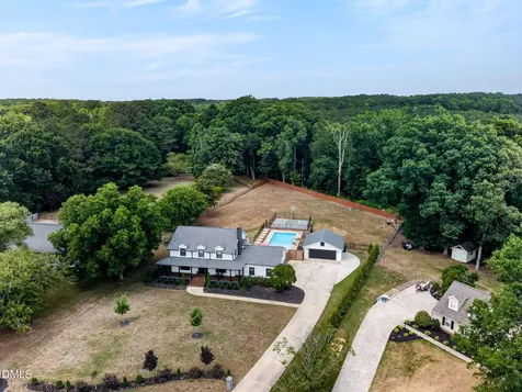 3908 Inland Court Raleigh NC 27606