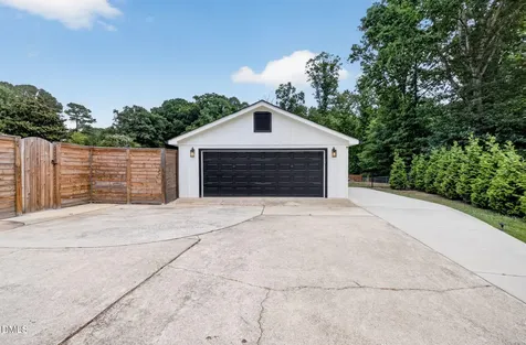 3908 Inland Court Raleigh NC 27606