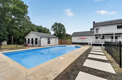 3908 Inland Court Raleigh NC 27606