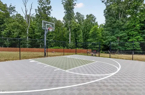 3908 Inland Court Raleigh NC 27606