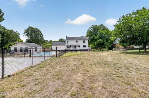 3908 Inland Court Raleigh NC 27606