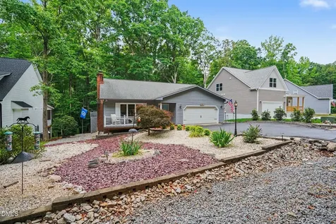 5131 Cardinal Circle Sanford NC 27332