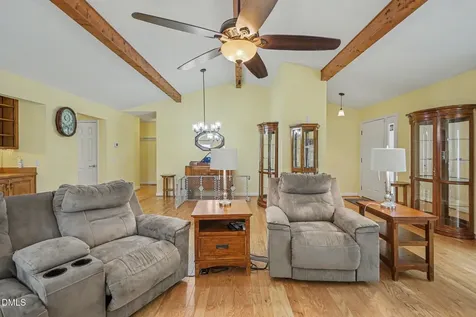 5131 Cardinal Circle Sanford NC 27332