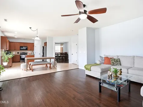 8128 Hovingham Way Raleigh NC 27616