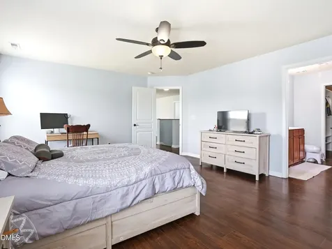 8128 Hovingham Way Raleigh NC 27616