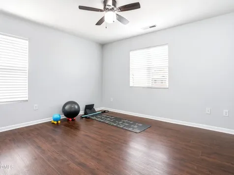 8128 Hovingham Way Raleigh NC 27616