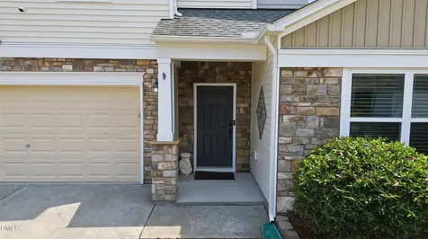8128 Hovingham Way Raleigh NC 27616