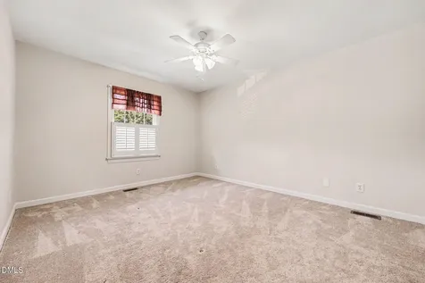 438 Crossvine Close Pittsboro NC 27312