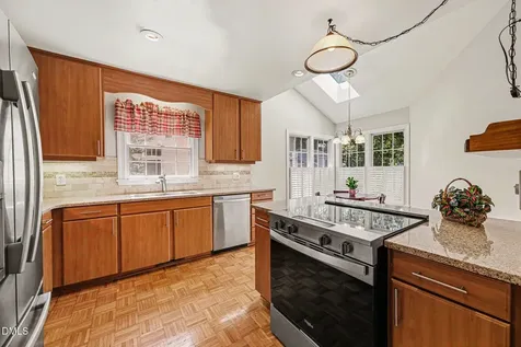 438 Crossvine Close Pittsboro NC 27312