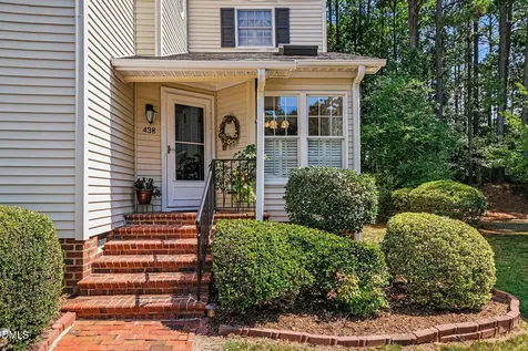 438 Crossvine Close Pittsboro NC 27312