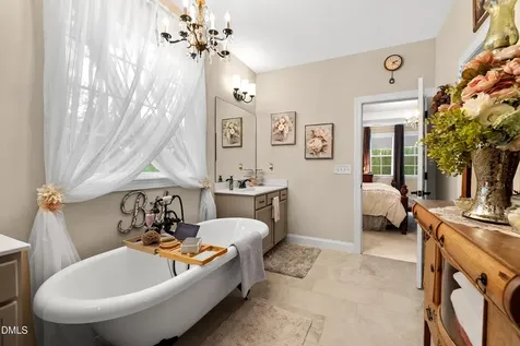 5116 Glen Creek Garner NC 27529