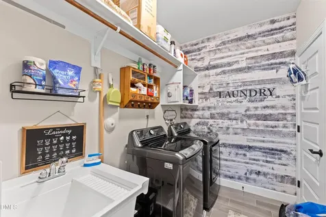 5116 Glen Creek Garner NC 27529