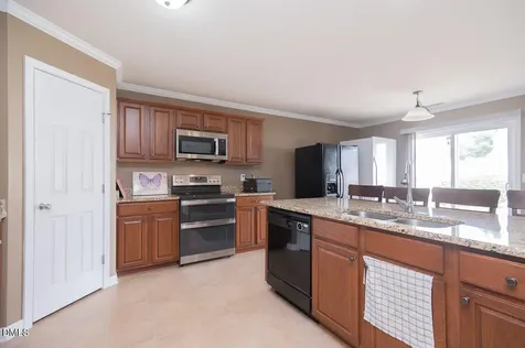 1006 Collington Drive Mebane NC 27302