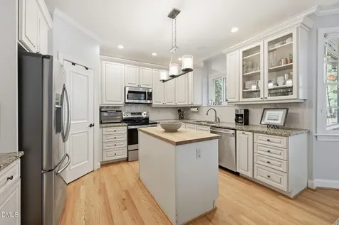 6 King William Court Raleigh NC 27613